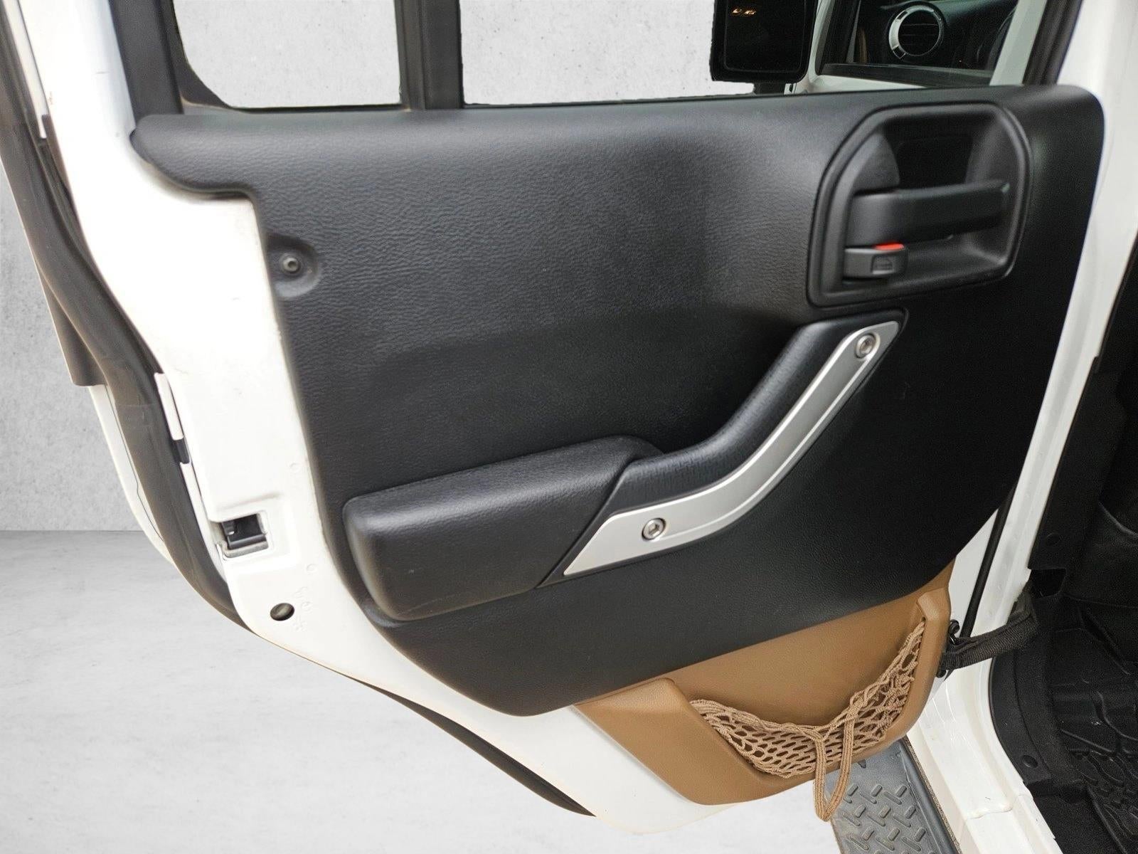 2012 Jeep Wrangler Unlimited Sahara