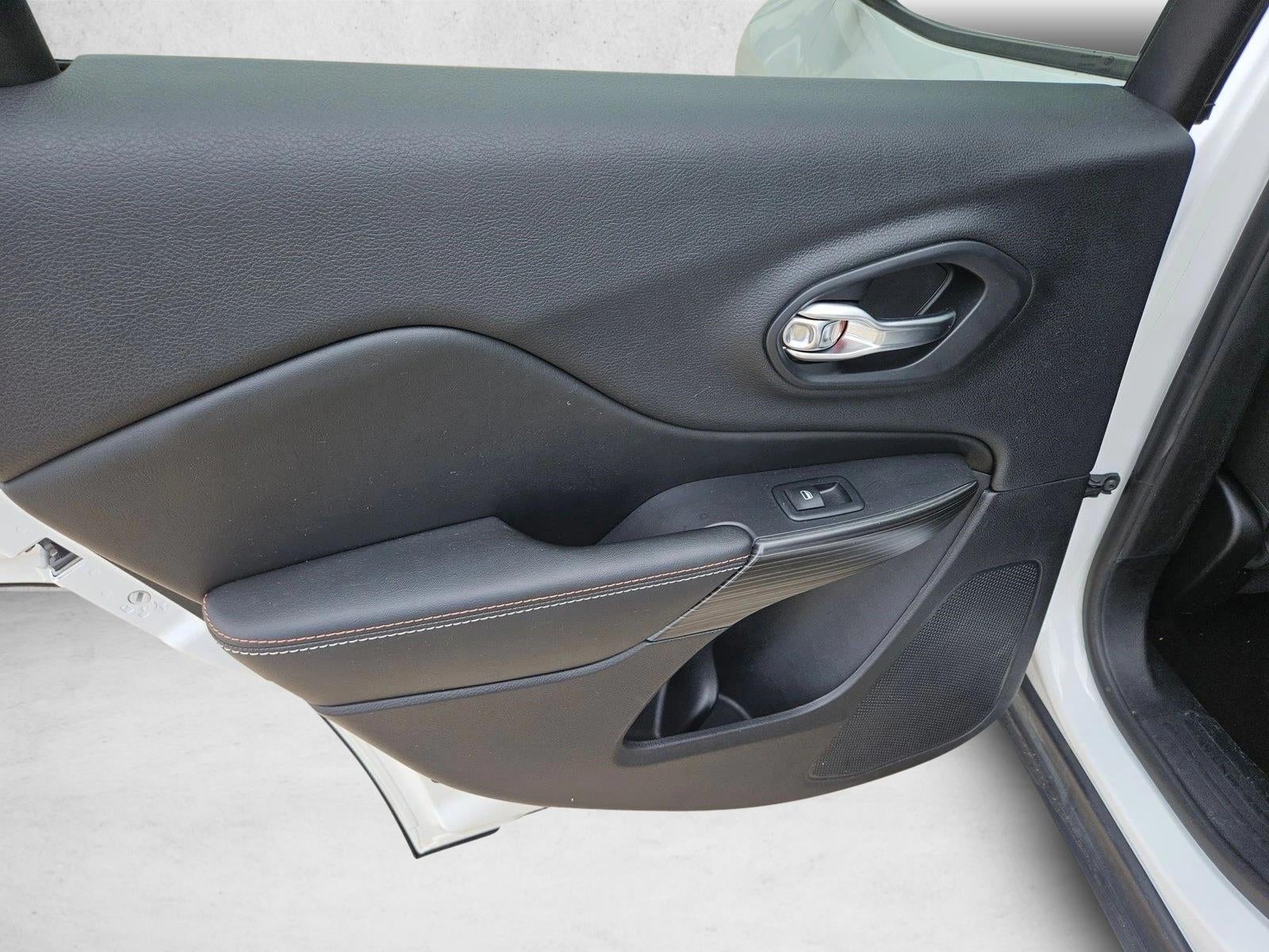 2017 Jeep Cherokee 75th Anniversary Edition