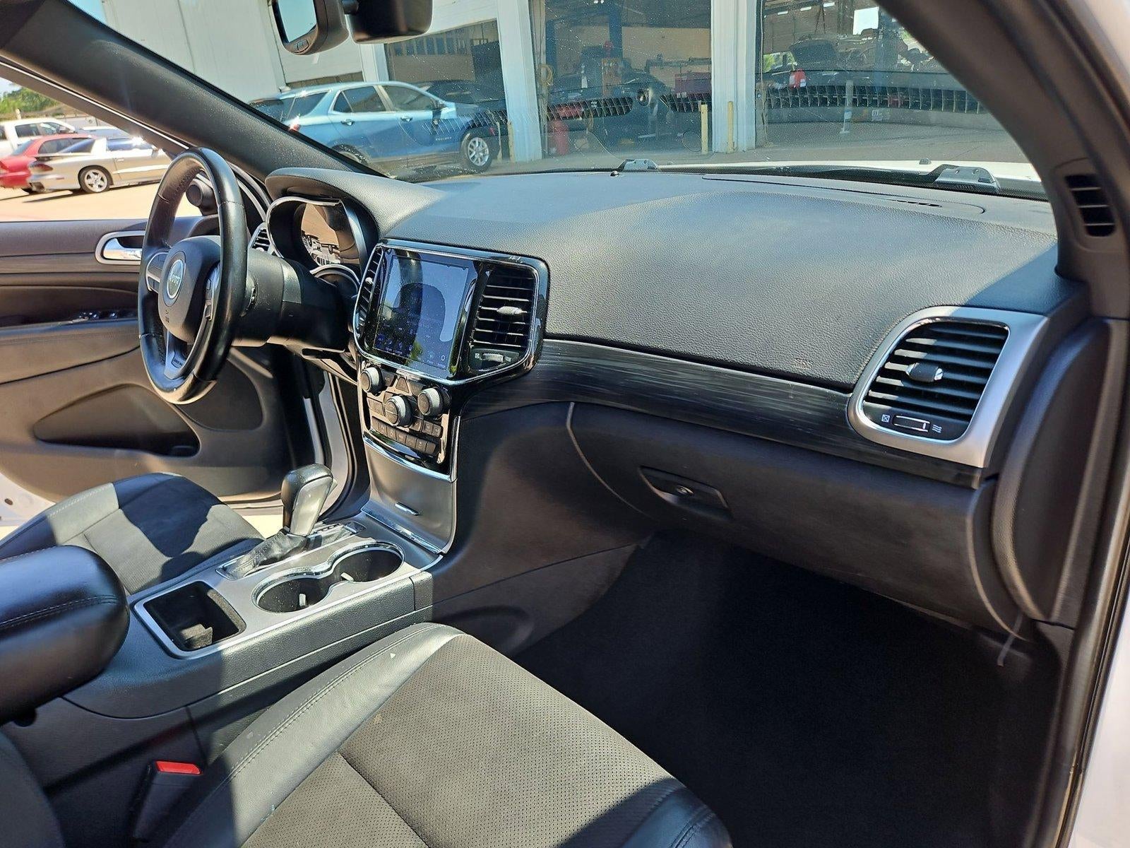 2020 Jeep Grand Cherokee Altitude 4x2