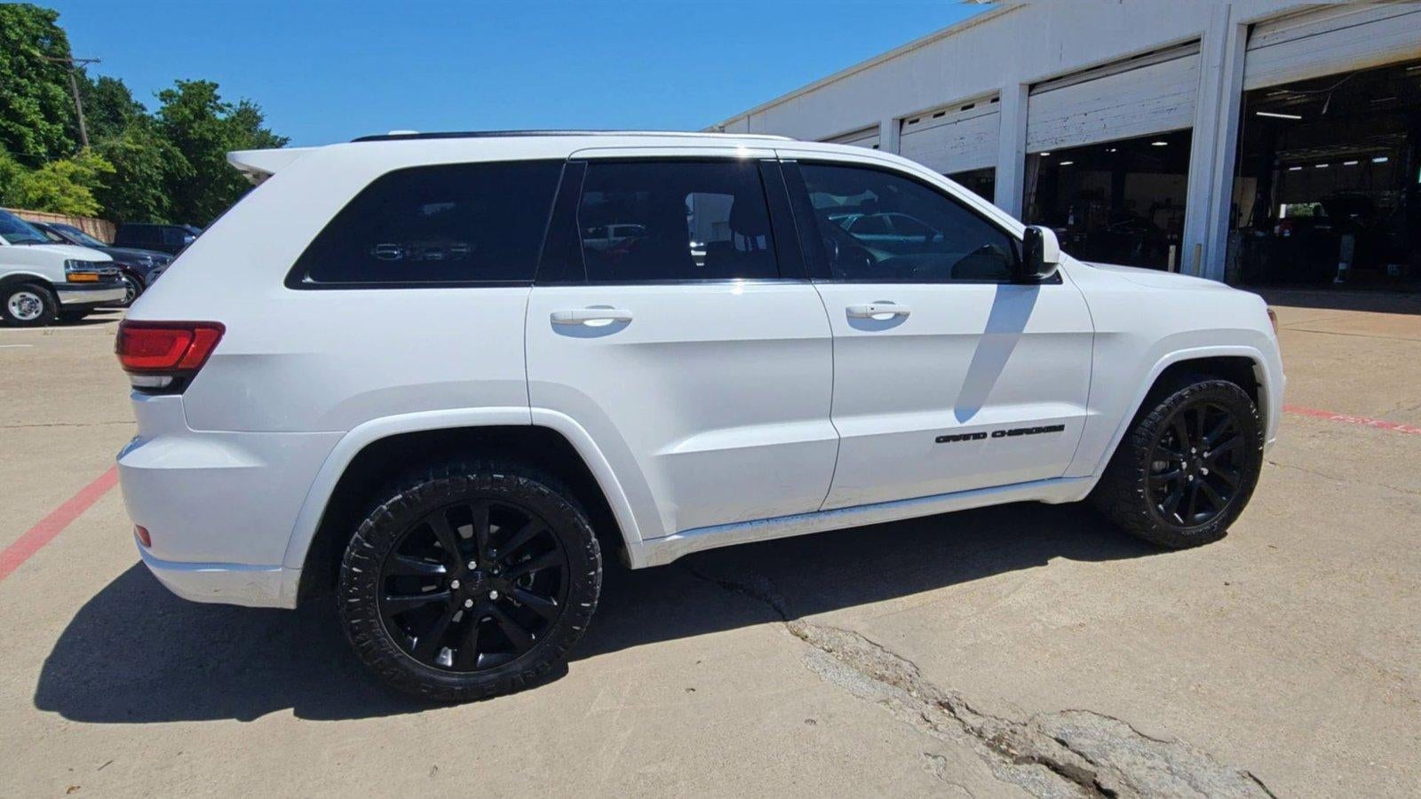 2020 Jeep Grand Cherokee Altitude 4x2