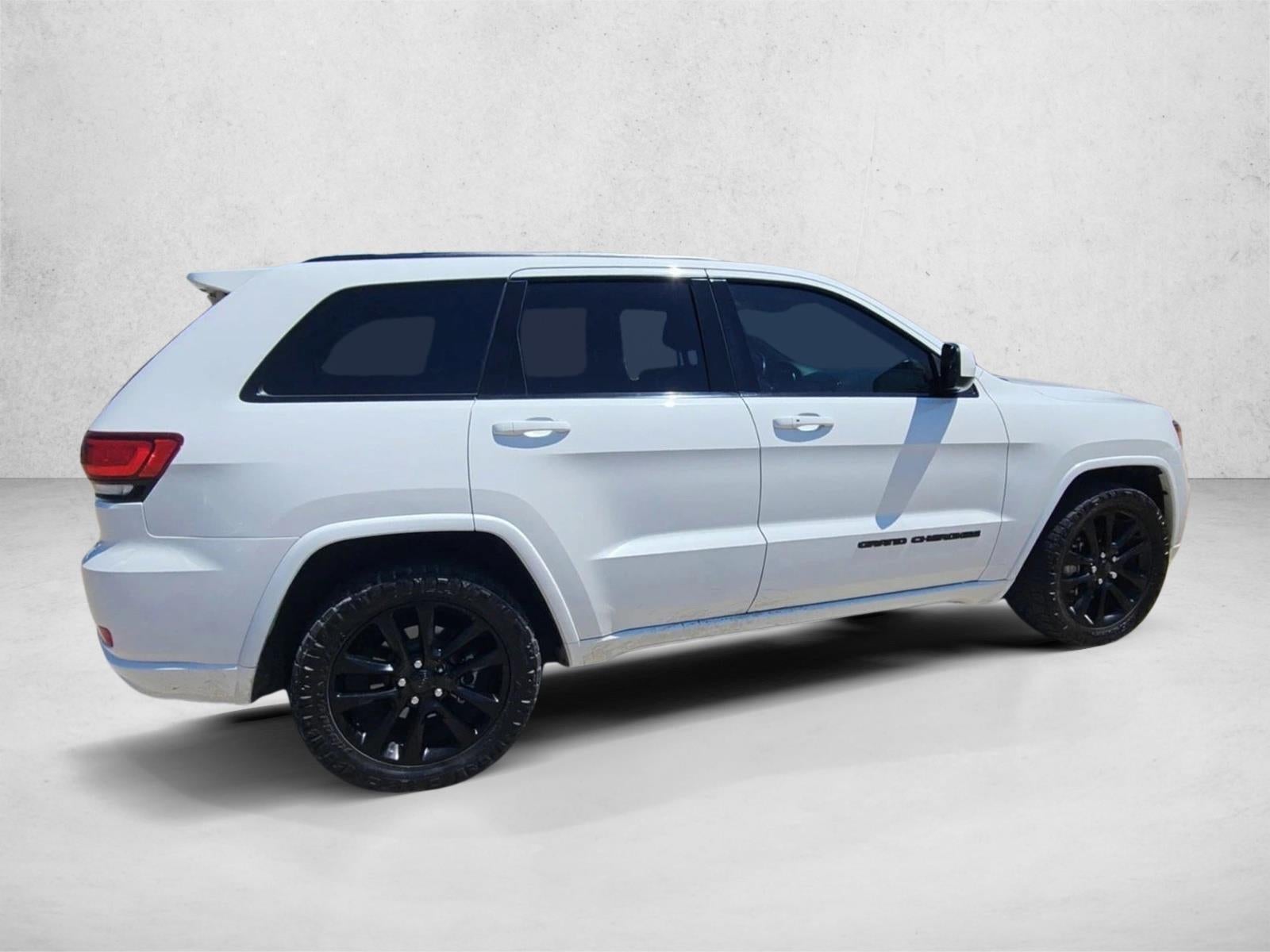 2020 Jeep Grand Cherokee Altitude 4x2