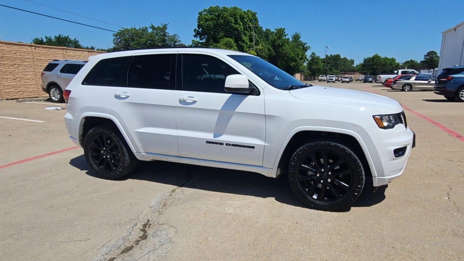 2020 Jeep Grand Cherokee Altitude 4x2