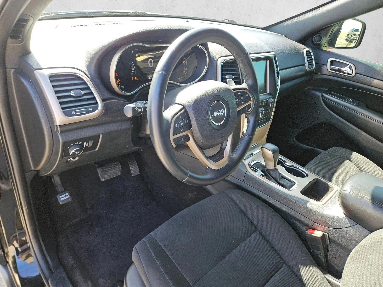 2017 Jeep Grand Cherokee Laredo