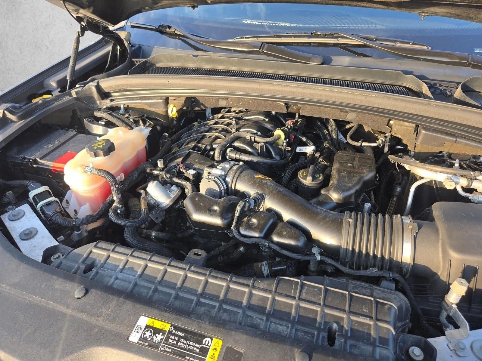 2022 Jeep Grand Cherokee L Laredo 4x2