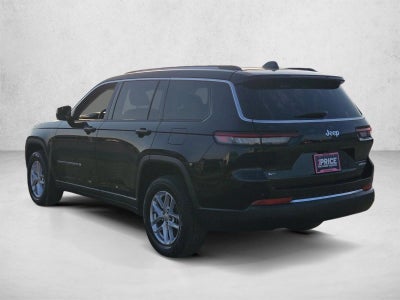 2022 Jeep Grand Cherokee L Laredo 4x2