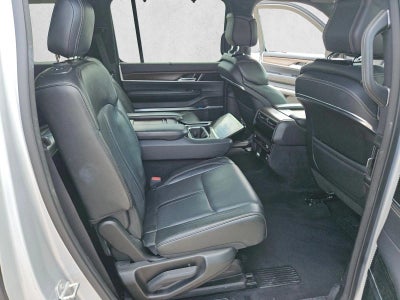 2023 Jeep Grand Wagoneer Base