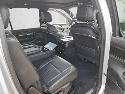 2023 Jeep Grand Wagoneer Base