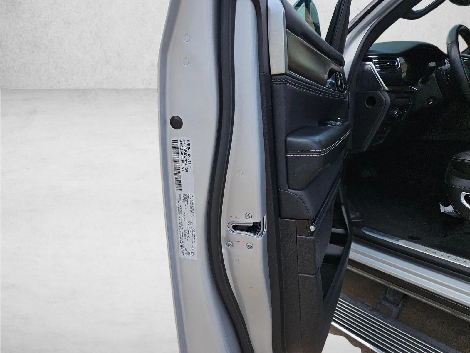 2023 Jeep Grand Wagoneer Base