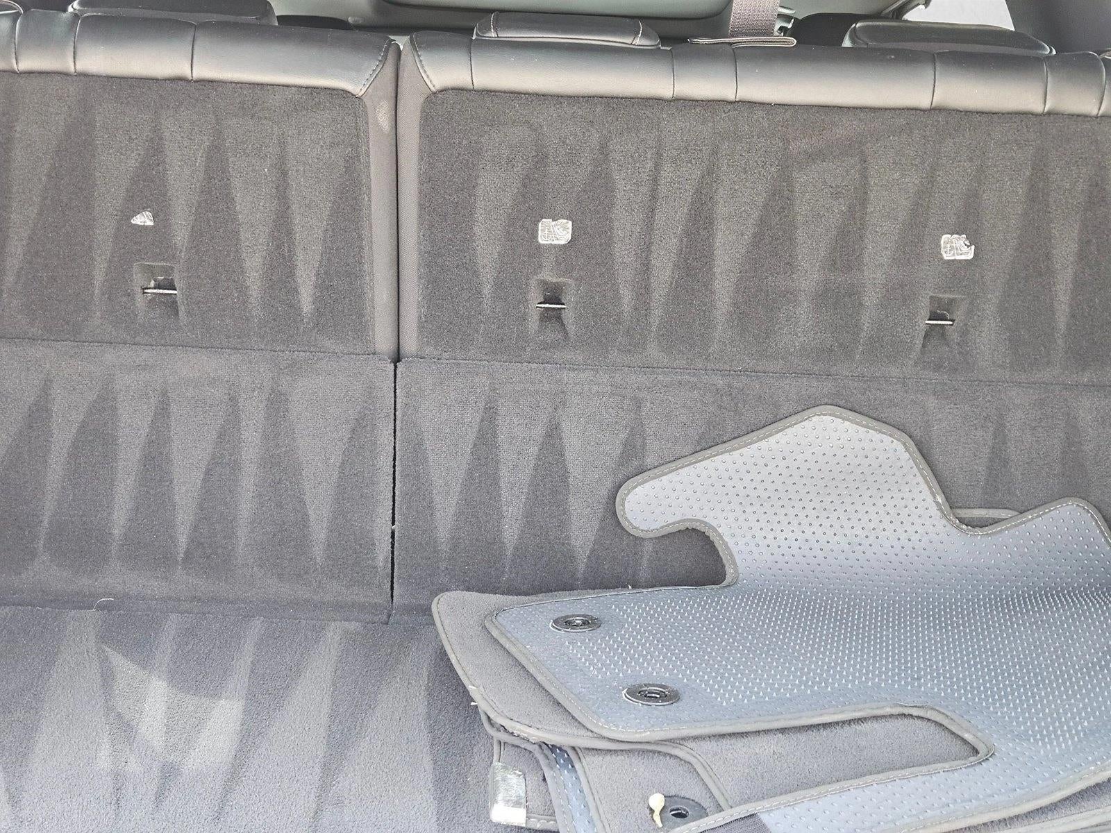 2023 Jeep Grand Wagoneer Base