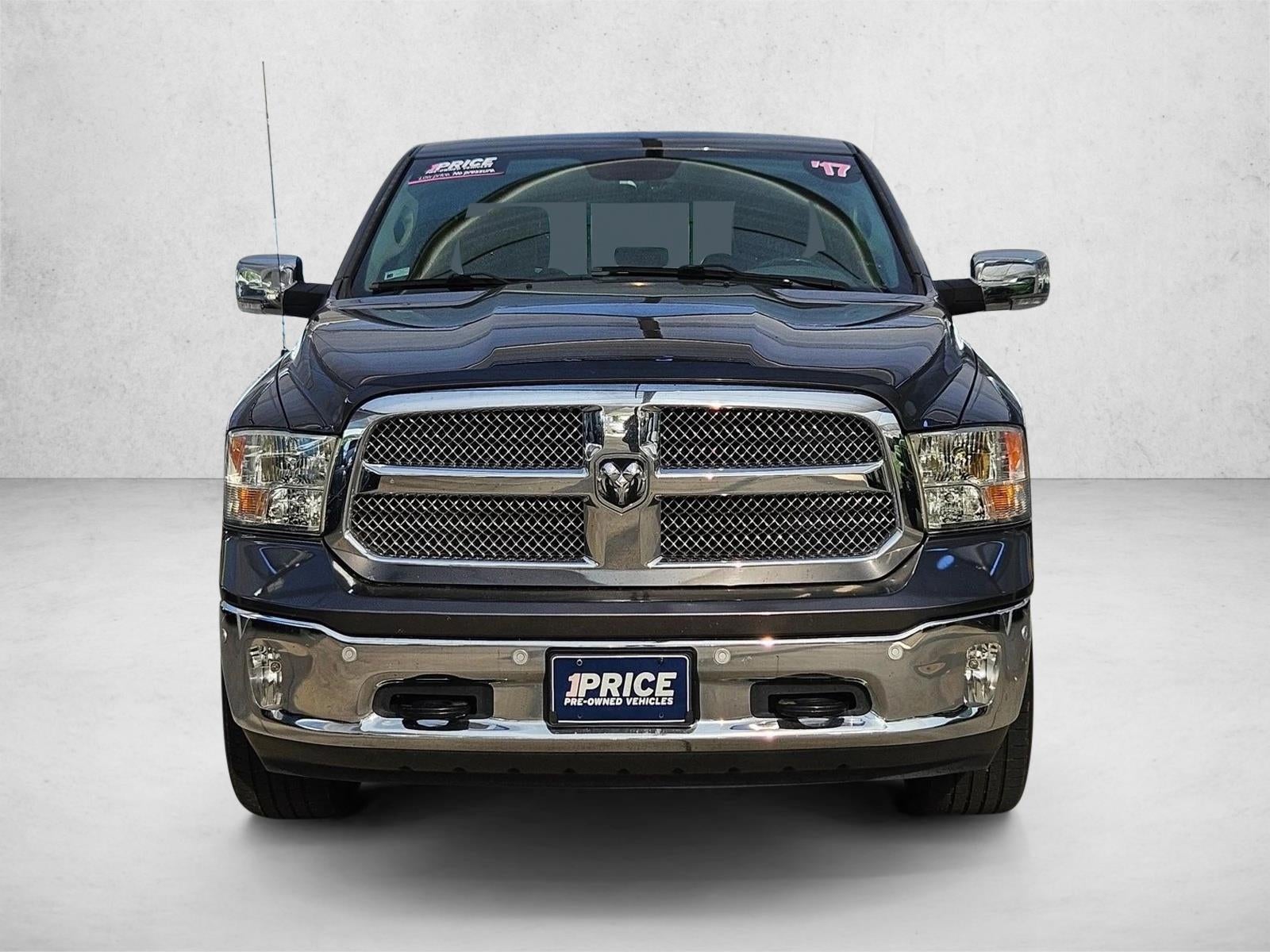 2017 RAM 1500 Lone Star Silver Crew Cab 4x4 5'7" Box
