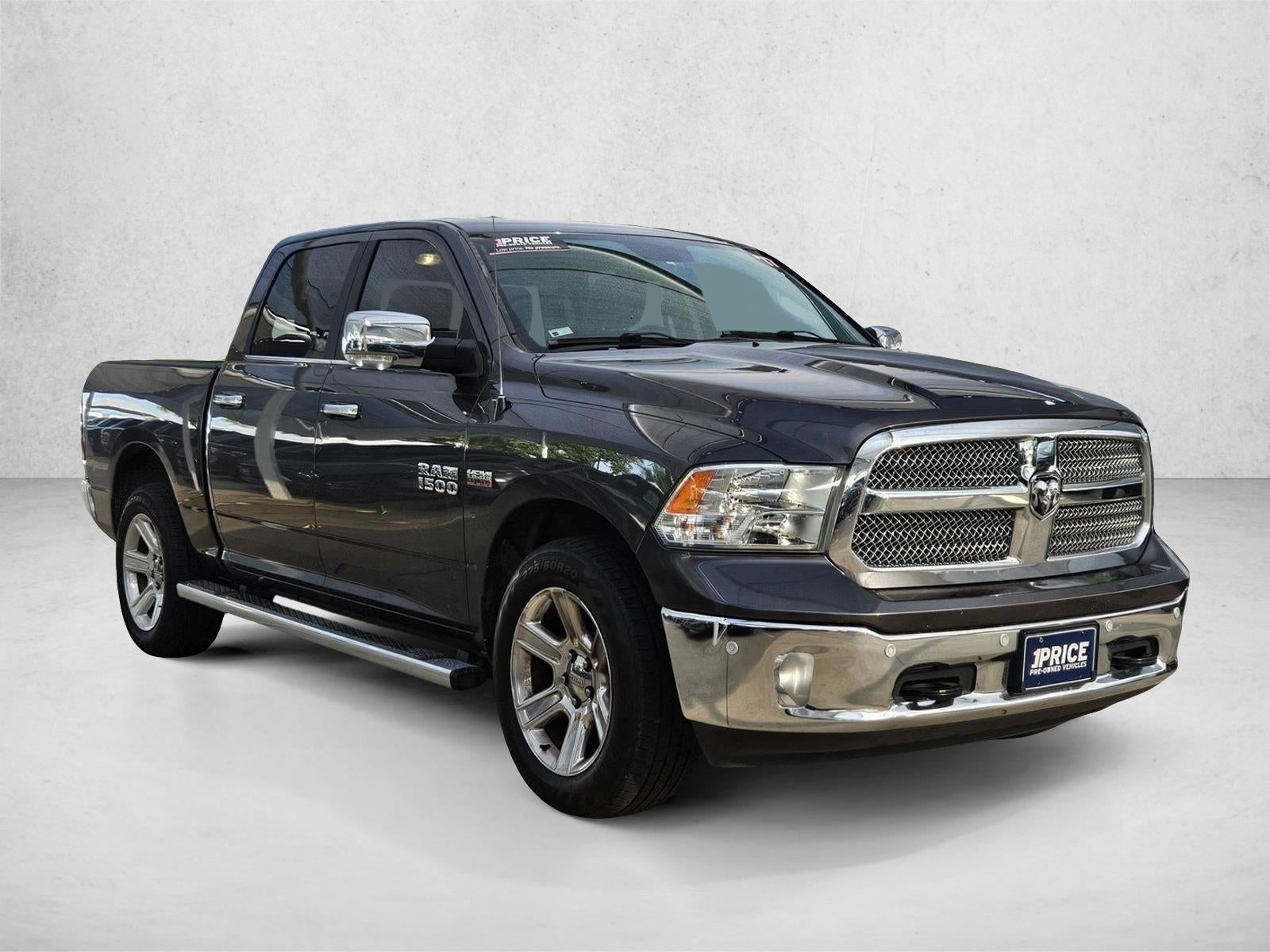 2017 RAM 1500 Lone Star Silver Crew Cab 4x4 5'7" Box