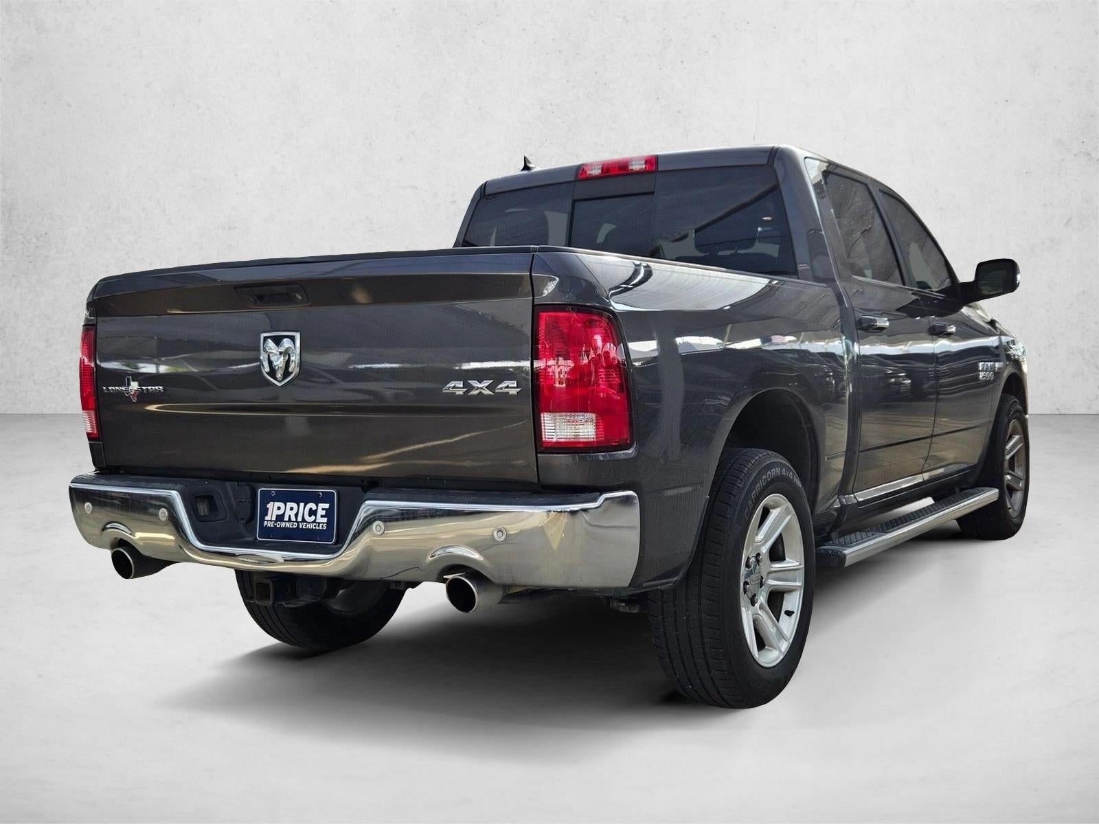 2017 RAM 1500 Lone Star Silver Crew Cab 4x4 5'7" Box