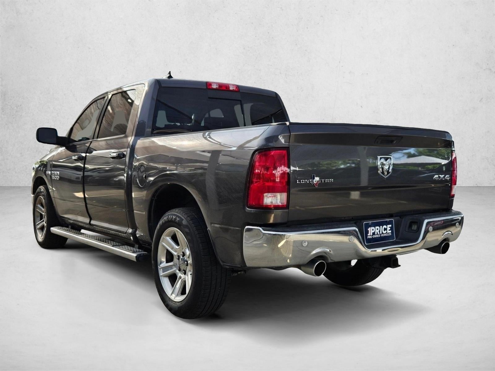 2017 RAM 1500 Lone Star Silver Crew Cab 4x4 5'7" Box
