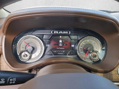 2020 RAM 1500 Laramie Longhorn Crew Cab 4x4 5'7" Box