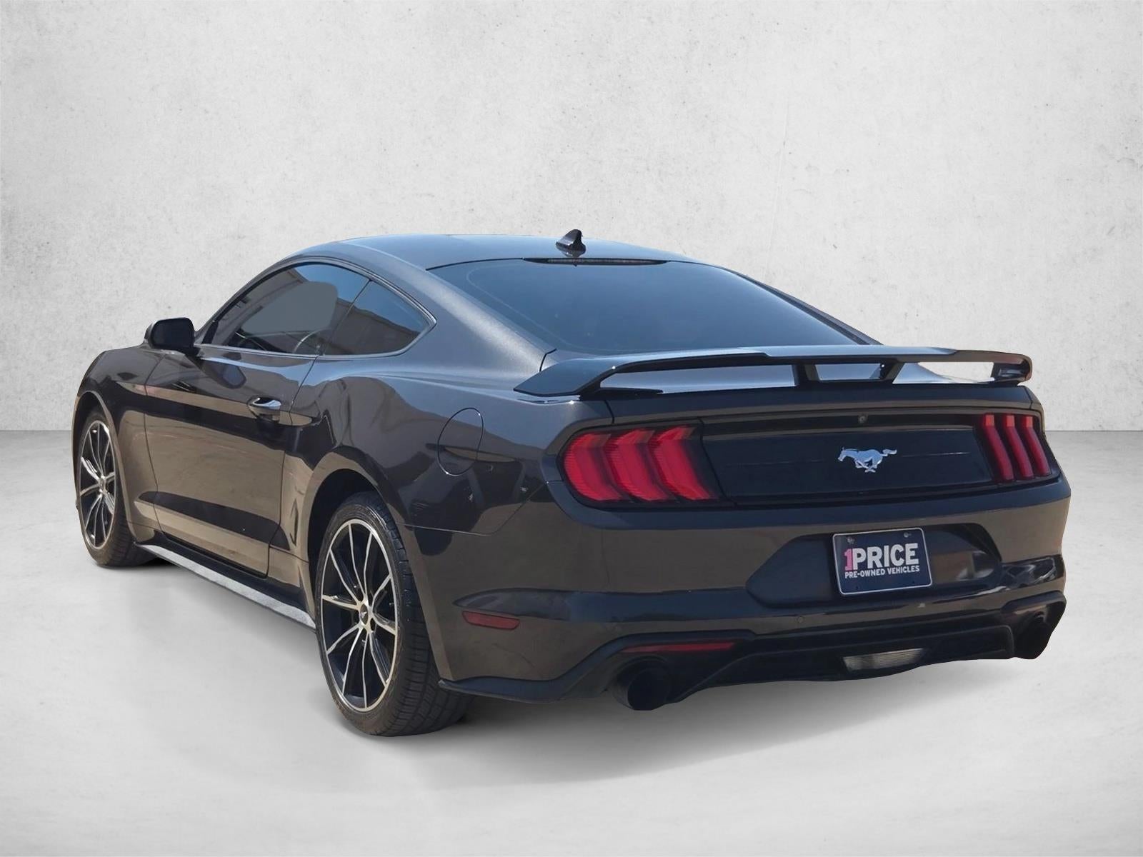 2022 Ford Mustang EcoBoost Fastback