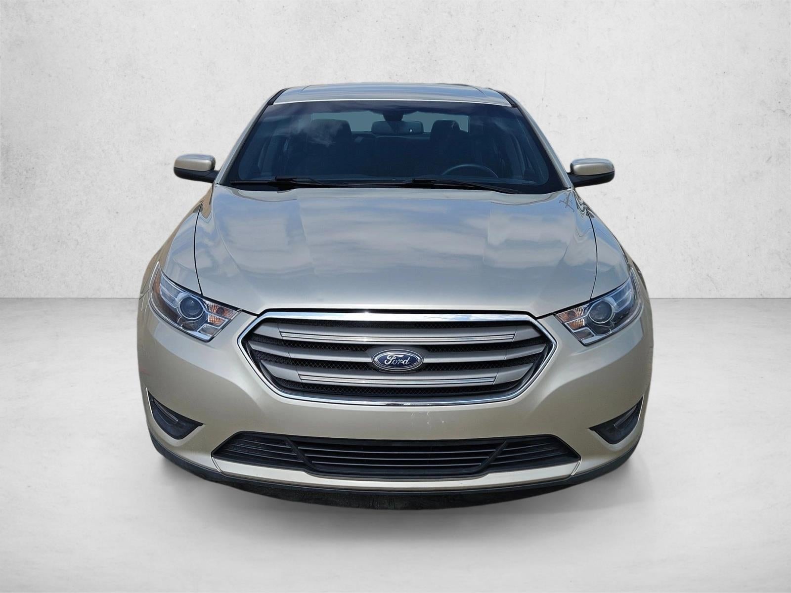 2018 Ford Taurus SEL