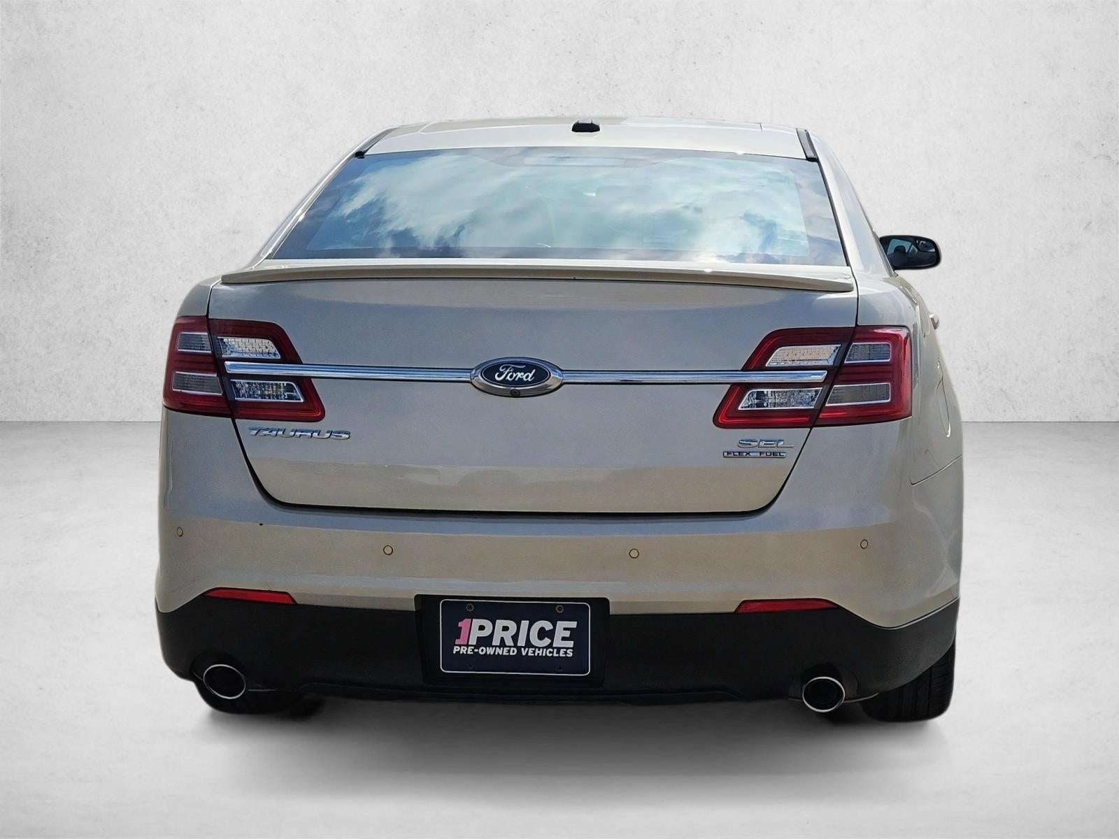 2018 Ford Taurus SEL