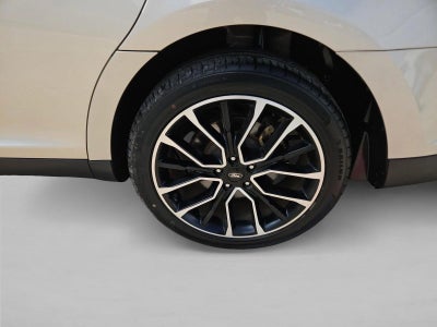 2018 Ford Taurus SEL