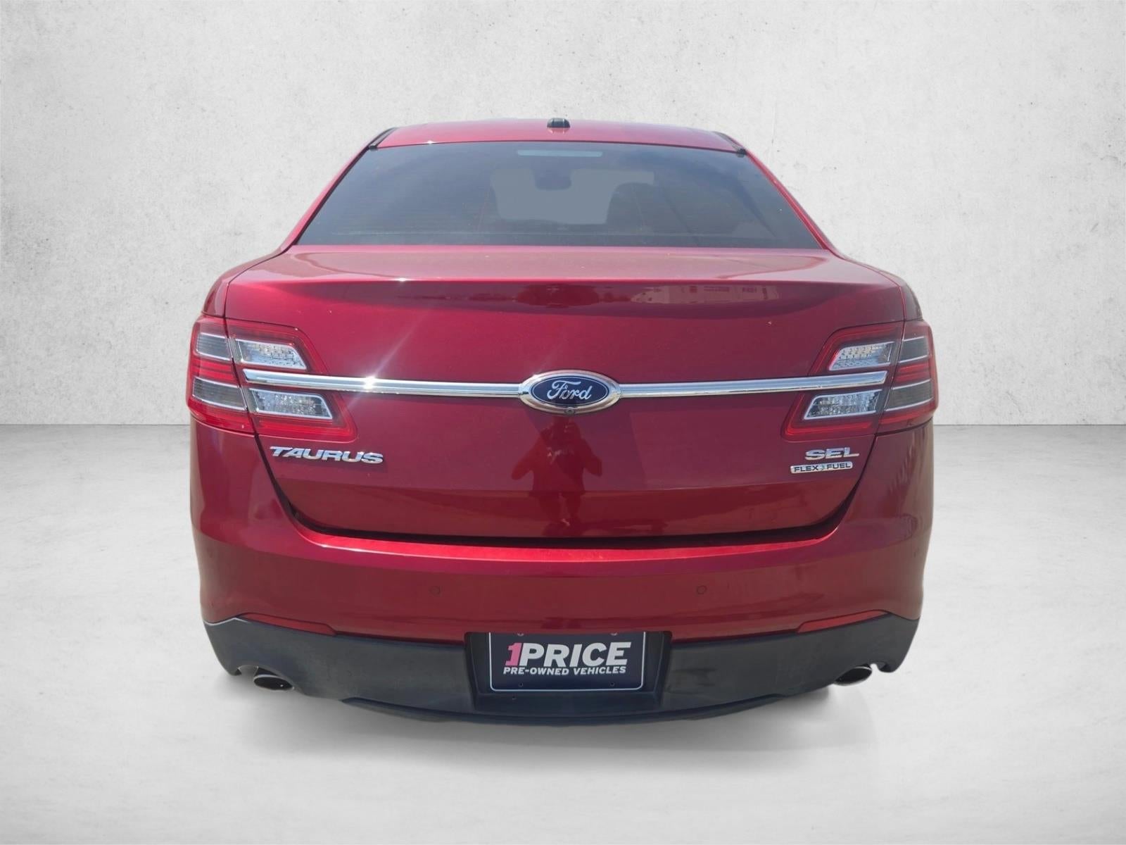 2015 Ford Taurus SEL