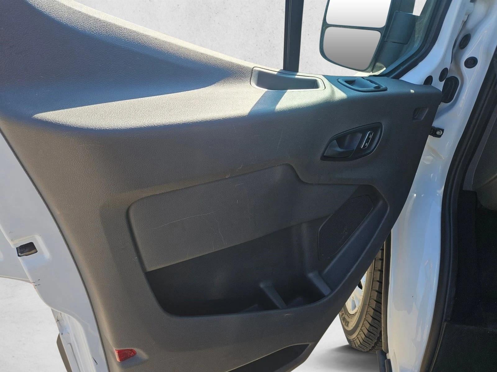 2023 Ford Transit Passenger Wagon XL