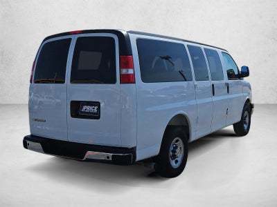 2025 Chevrolet Express Passenger 1LT