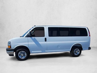2025 Chevrolet Express Passenger 1LT