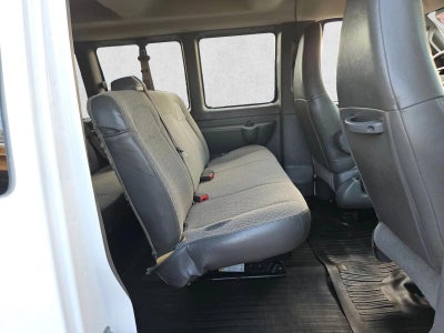 2025 Chevrolet Express Passenger 1LT