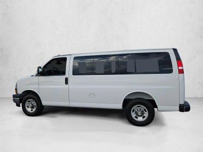 2025 Chevrolet Express Passenger 1LT