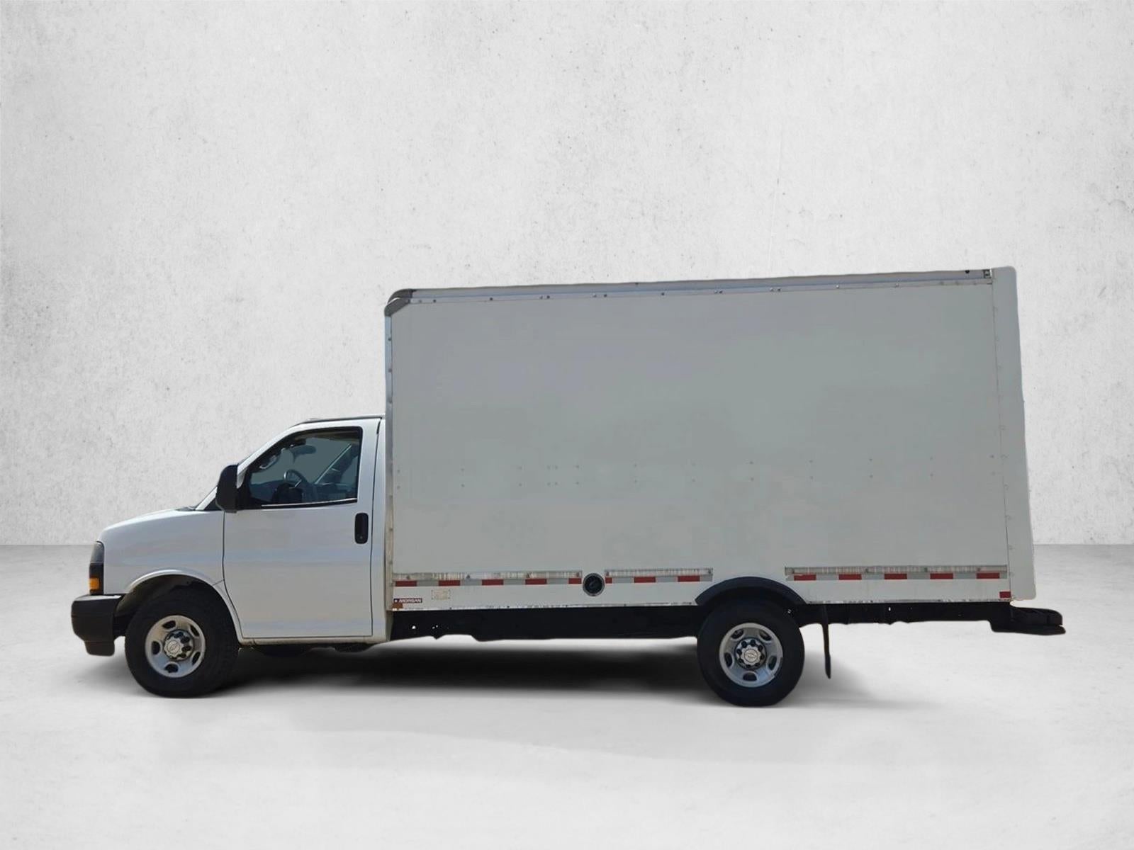 2021 Chevrolet Express Cutaway 3500 Base