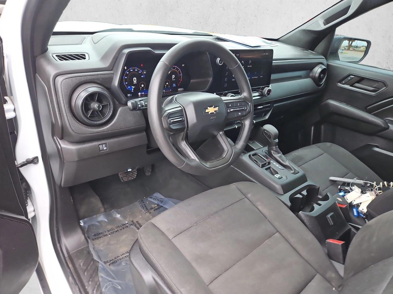 2024 Chevrolet Colorado WT