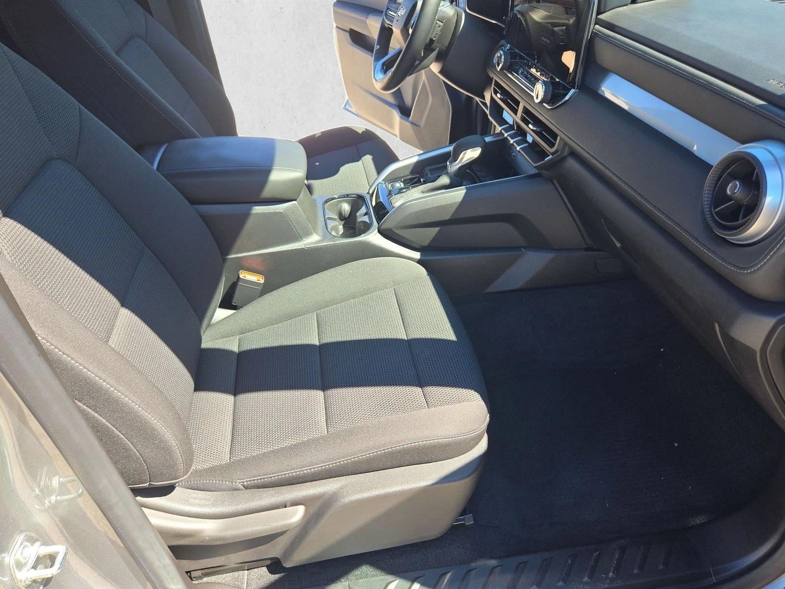 2025 Chevrolet Colorado WT/LT
