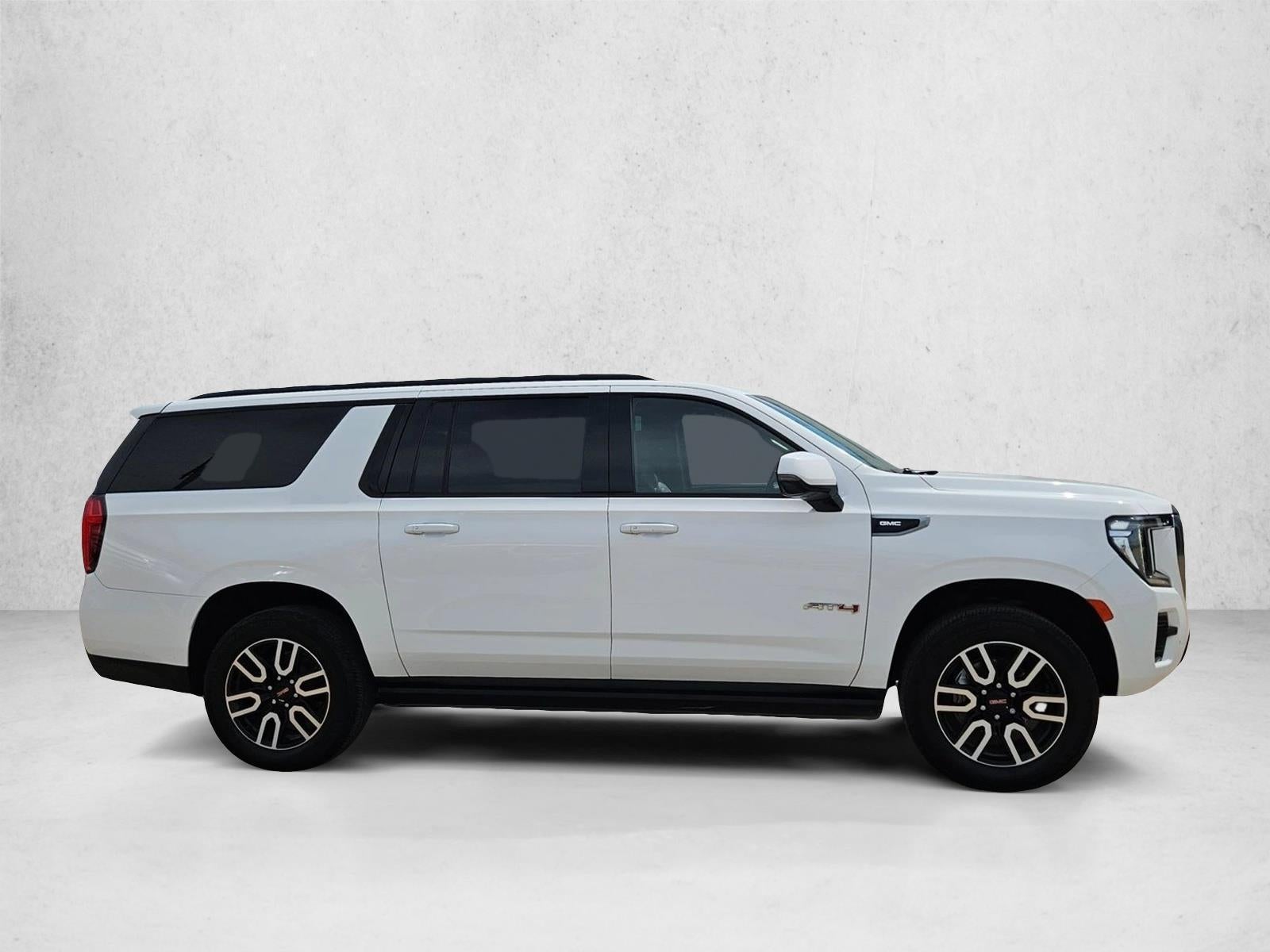 2021 GMC Yukon XL AT4