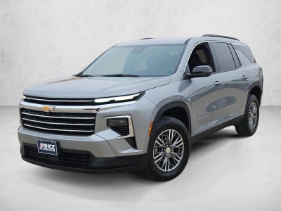 2024 Chevrolet Traverse LT