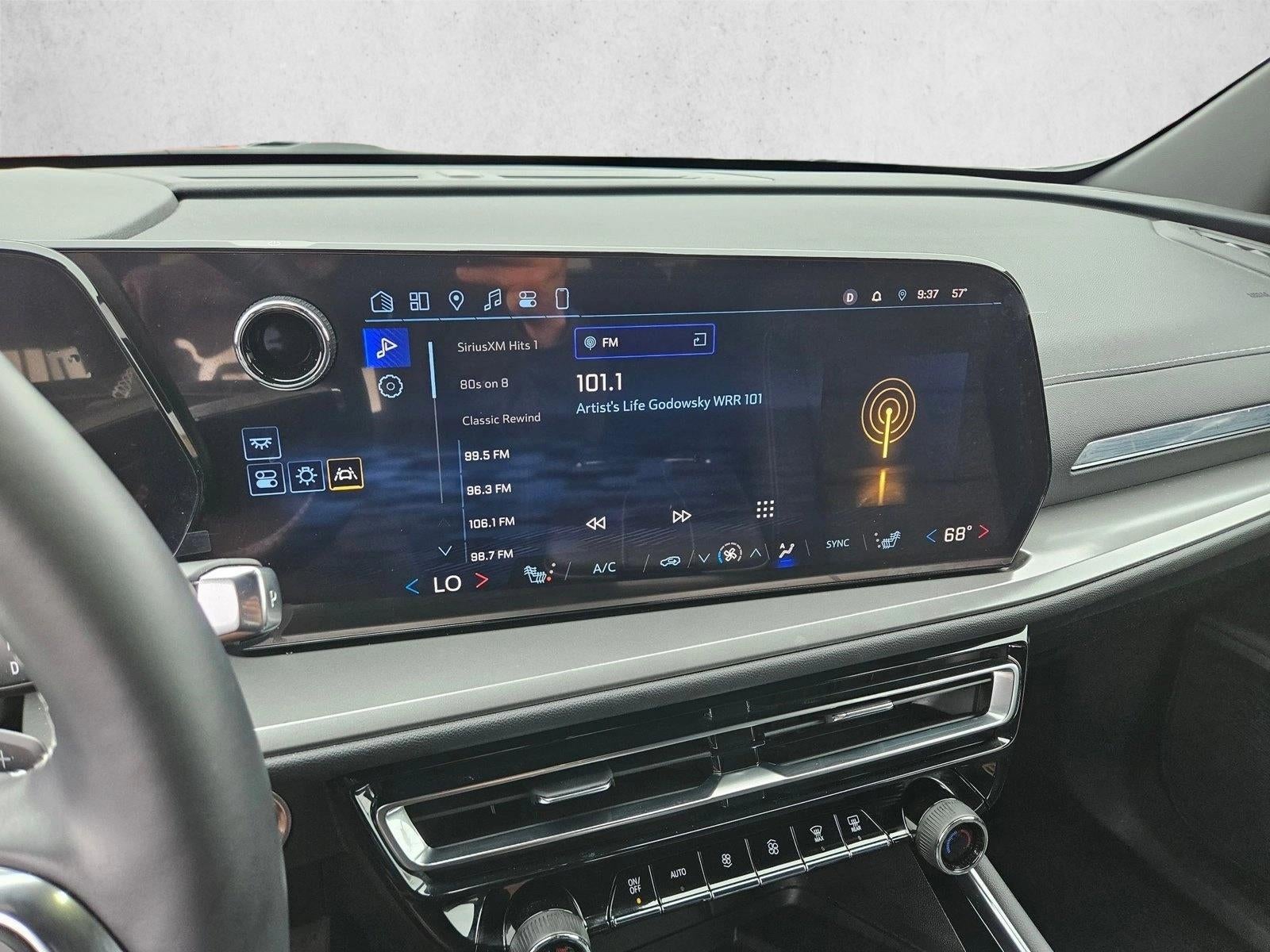 2024 Chevrolet Traverse LT