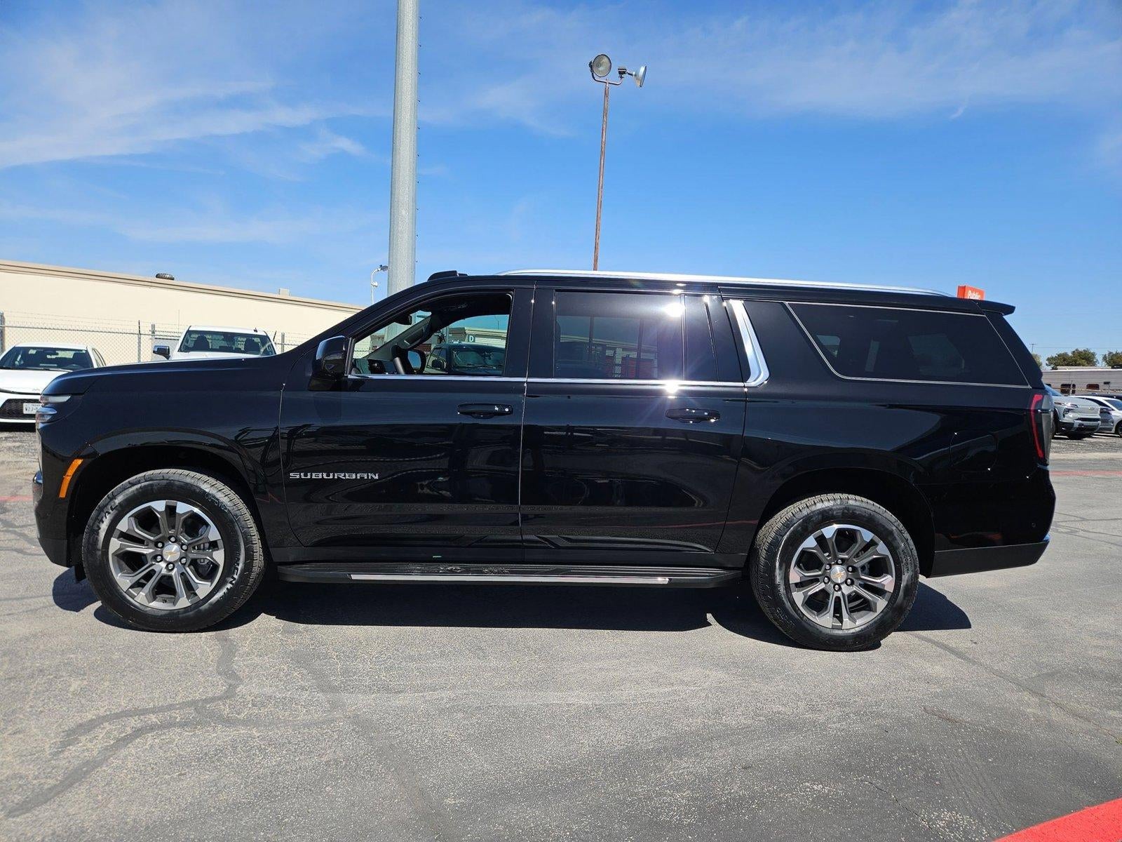 2026 Chevrolet Suburban LT
