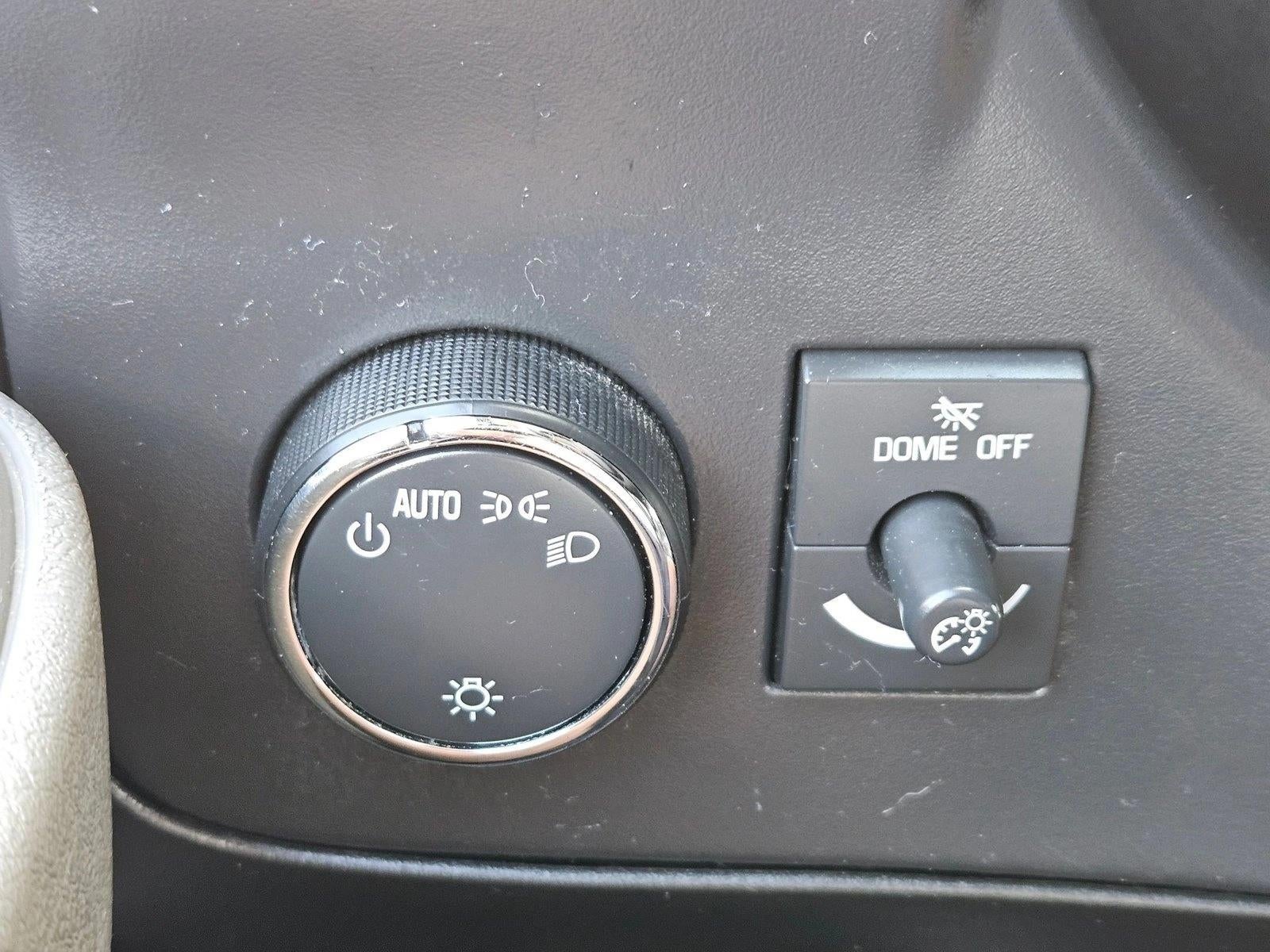 2025 GMC Savana Cargo Base