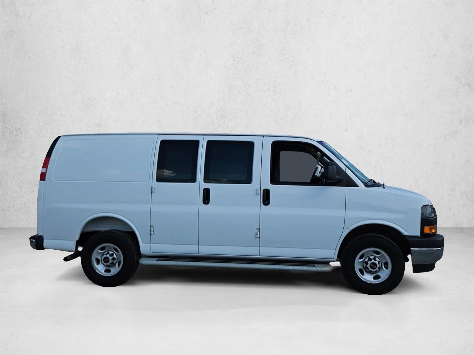 2025 GMC Savana Cargo Base