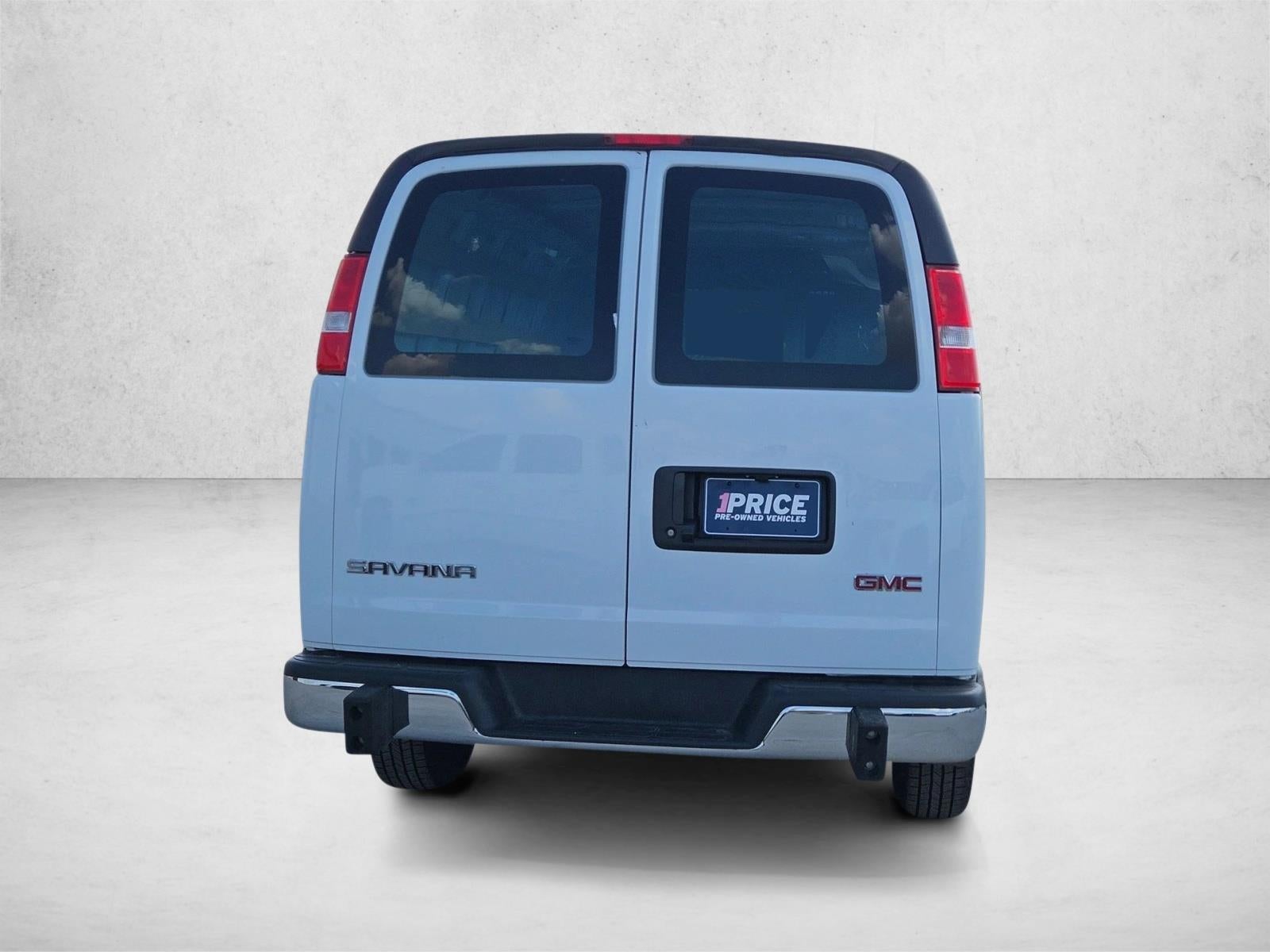 2025 GMC Savana Cargo Base