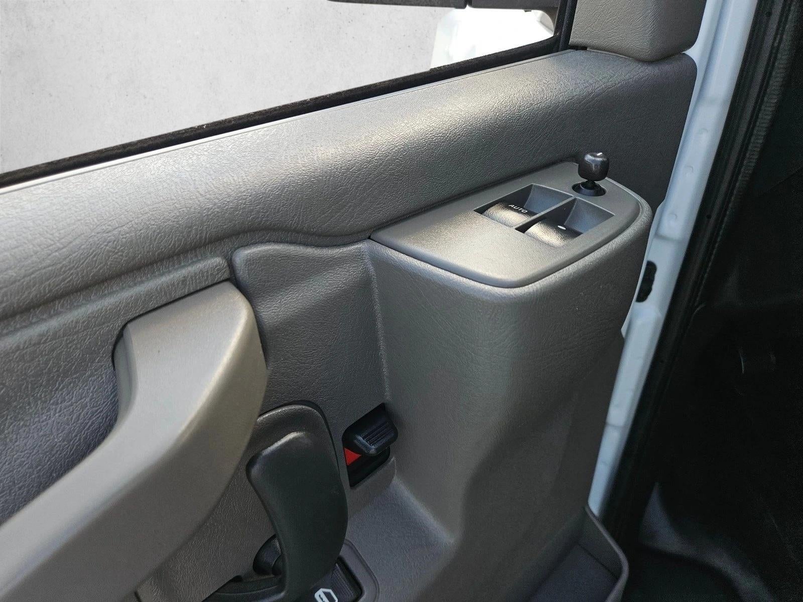 2025 GMC Savana Cargo Base