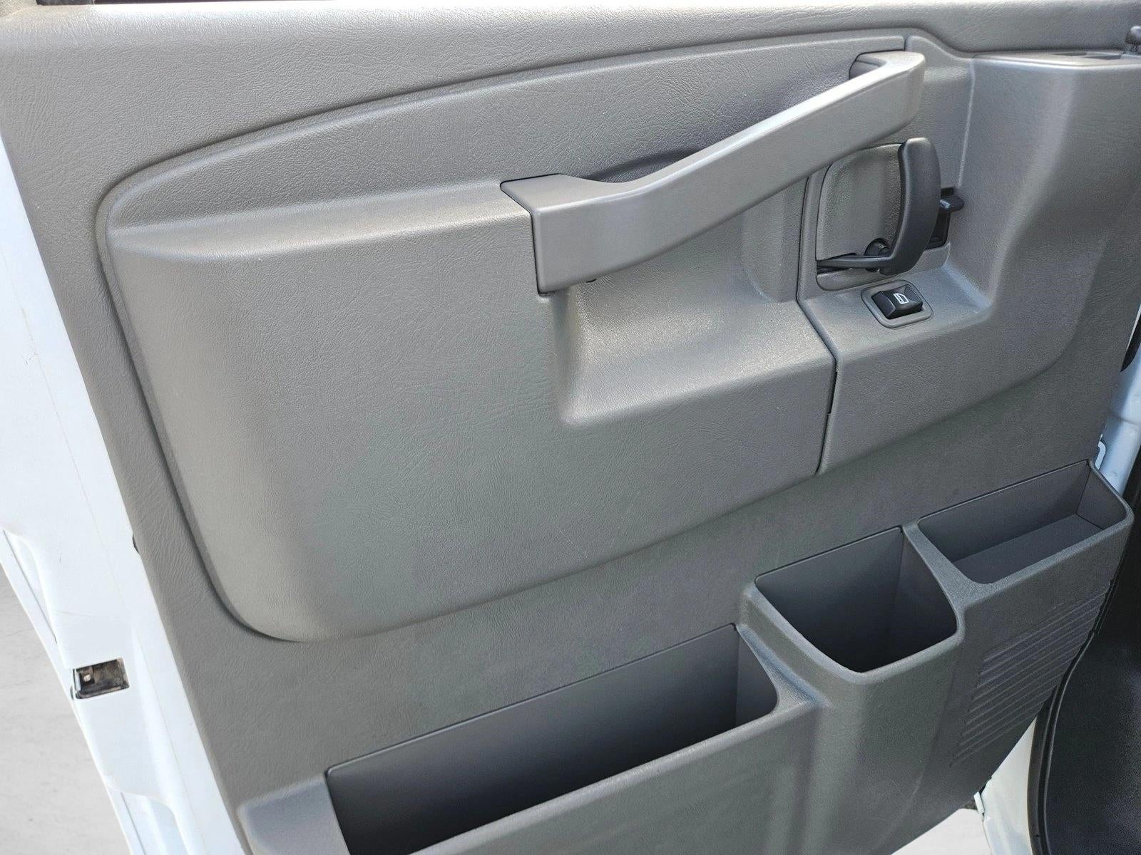 2025 GMC Savana Cargo Base