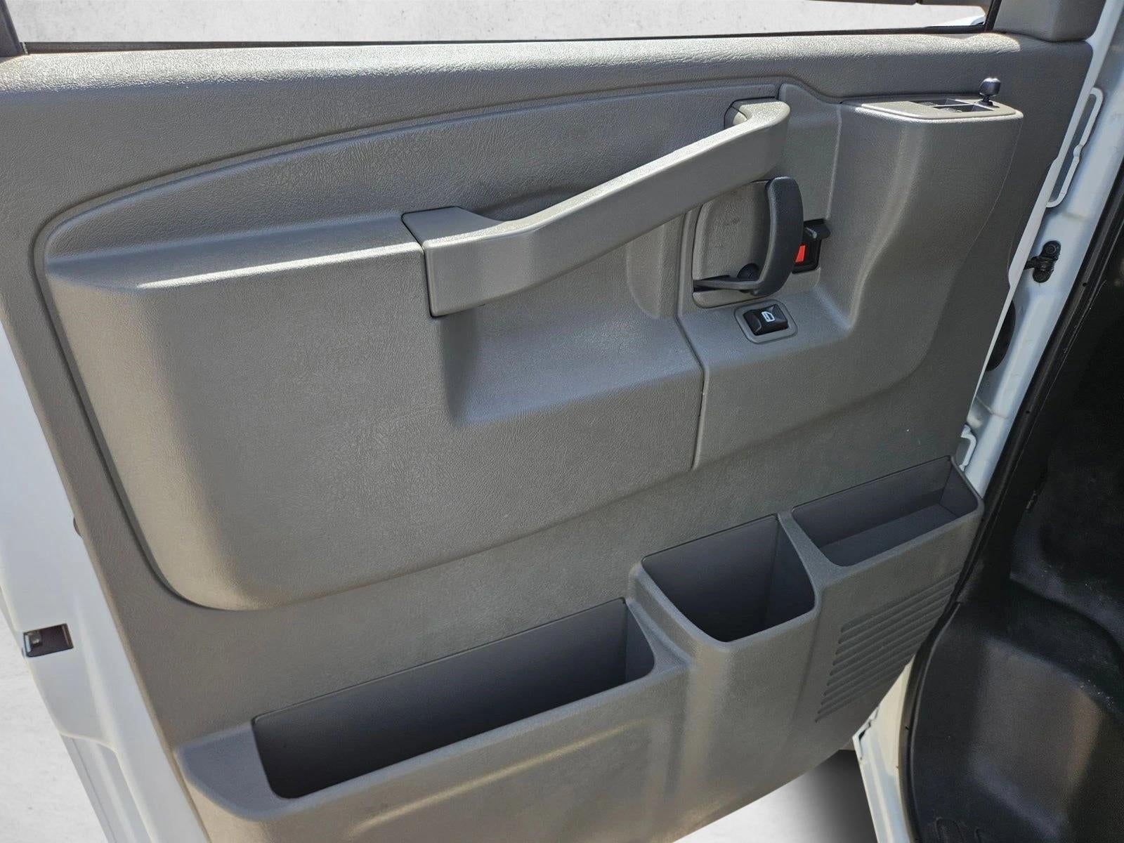 2023 GMC Savana Cargo 2500 Base