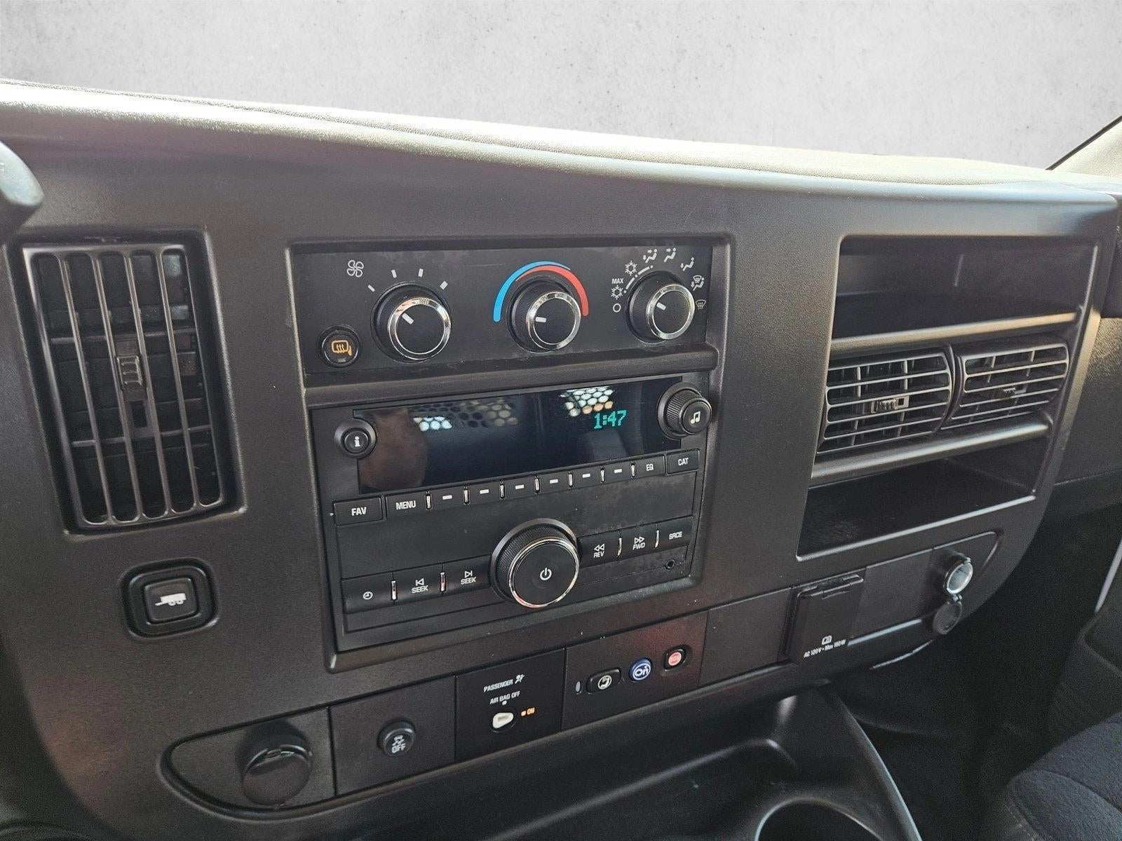 2023 GMC Savana Cargo 2500 Base