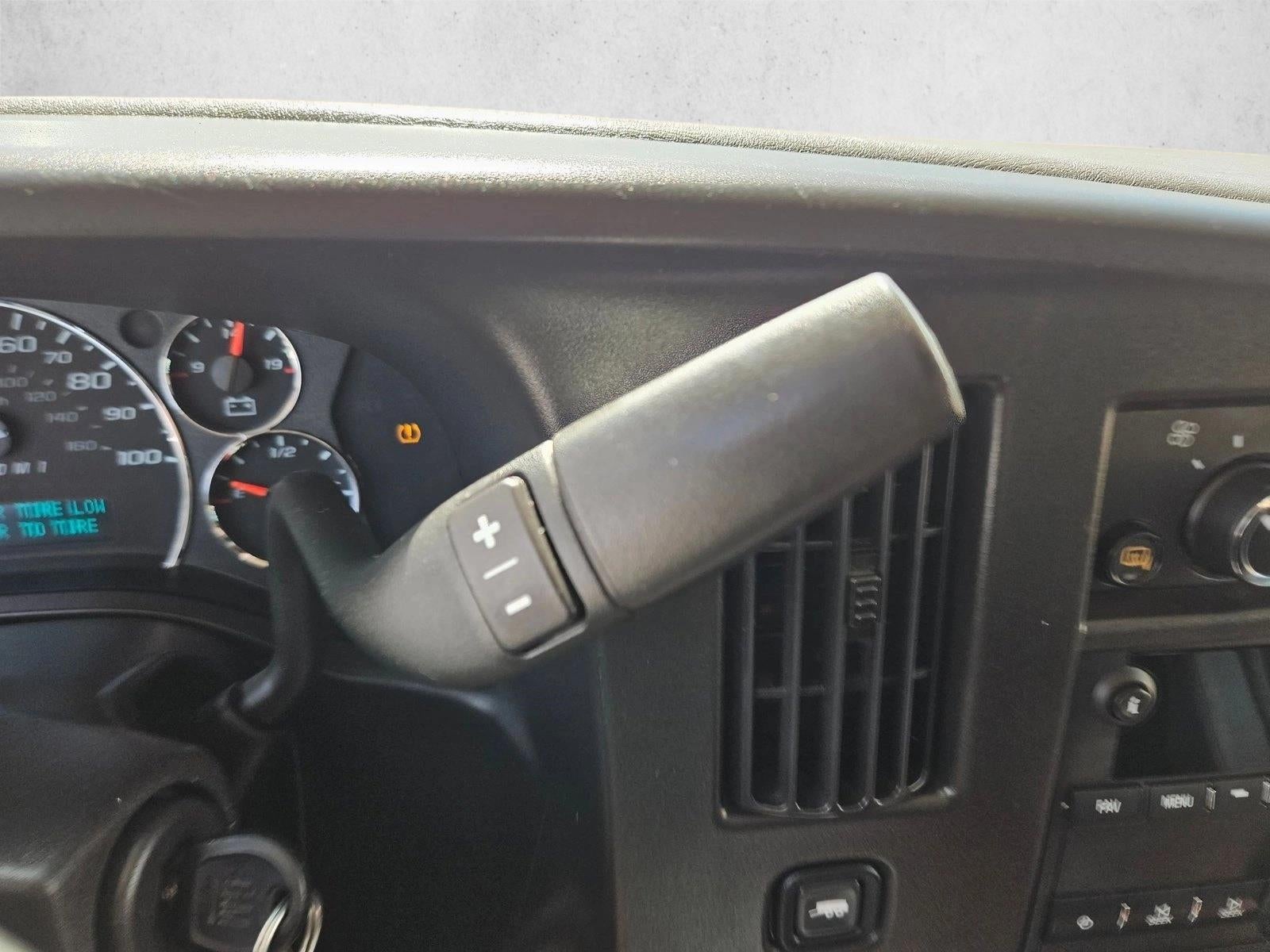 2023 GMC Savana Cargo 2500 Base