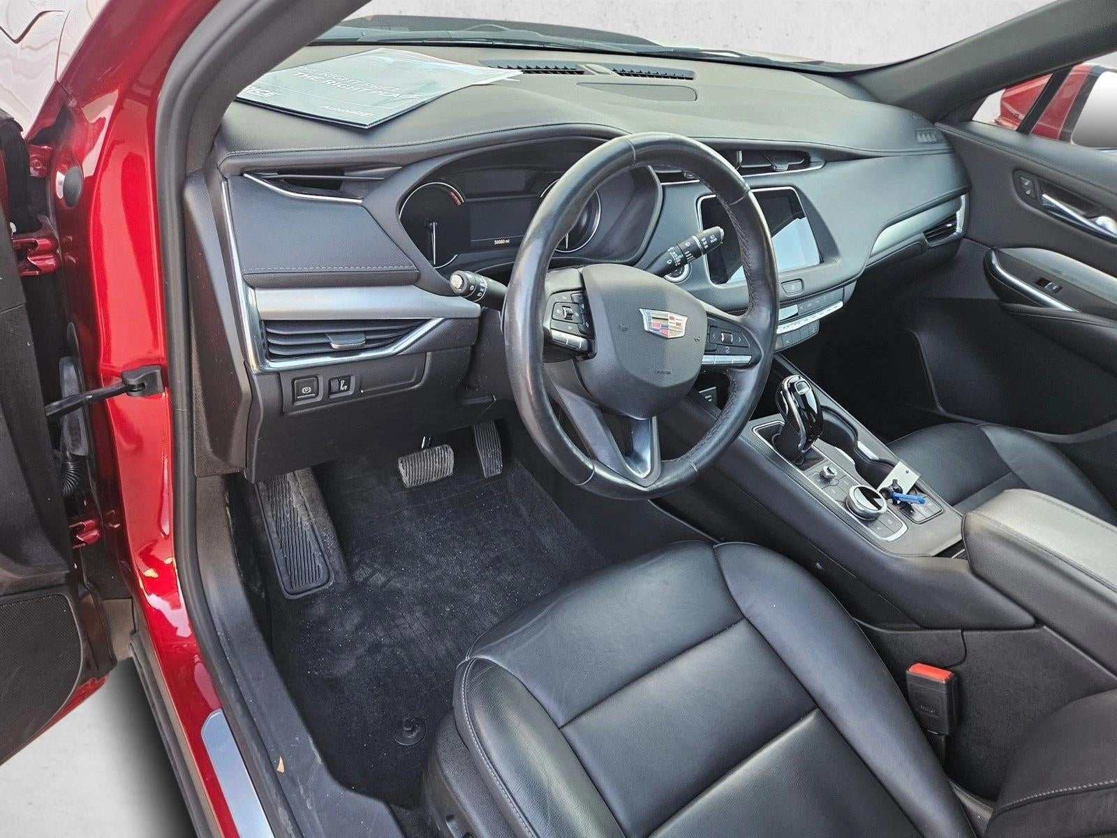 2023 Cadillac XT4 Premium Luxury