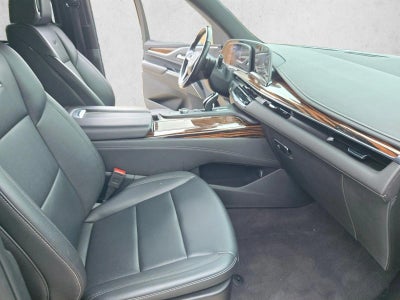 2024 Cadillac Escalade ESV Luxury