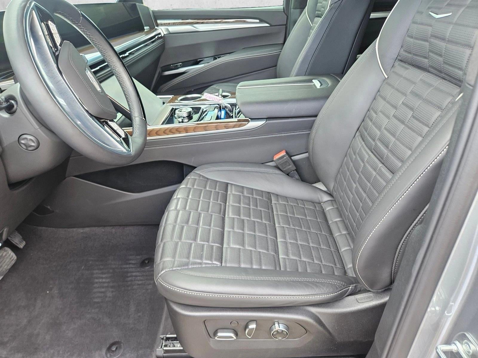 2025 Cadillac Escalade ESV Sport Platinum