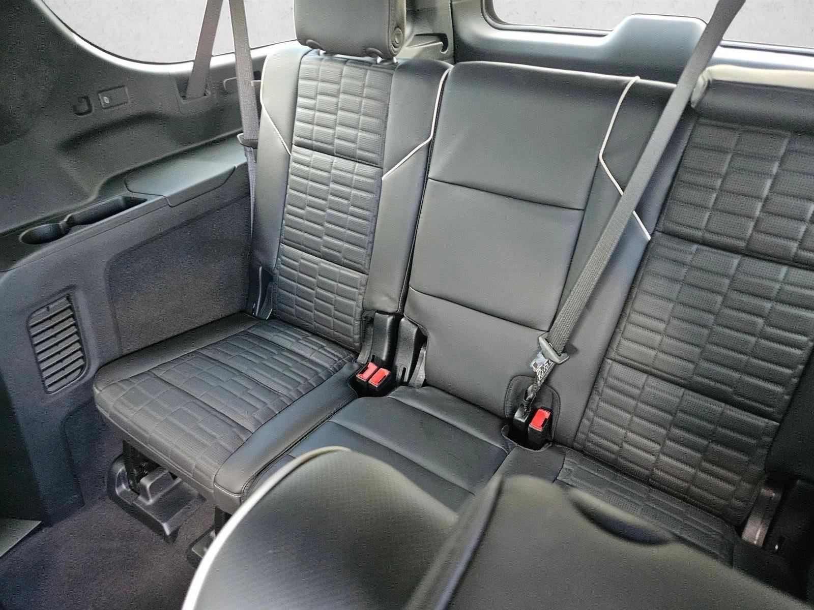 2025 Cadillac Escalade ESV Sport Platinum