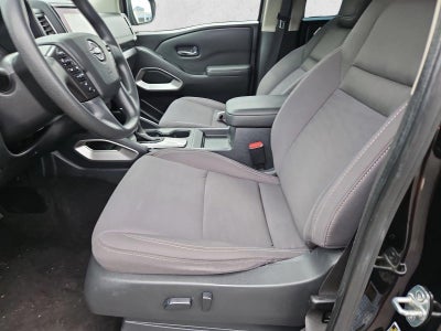 2022 Nissan Frontier Crew Cab SV 4x2