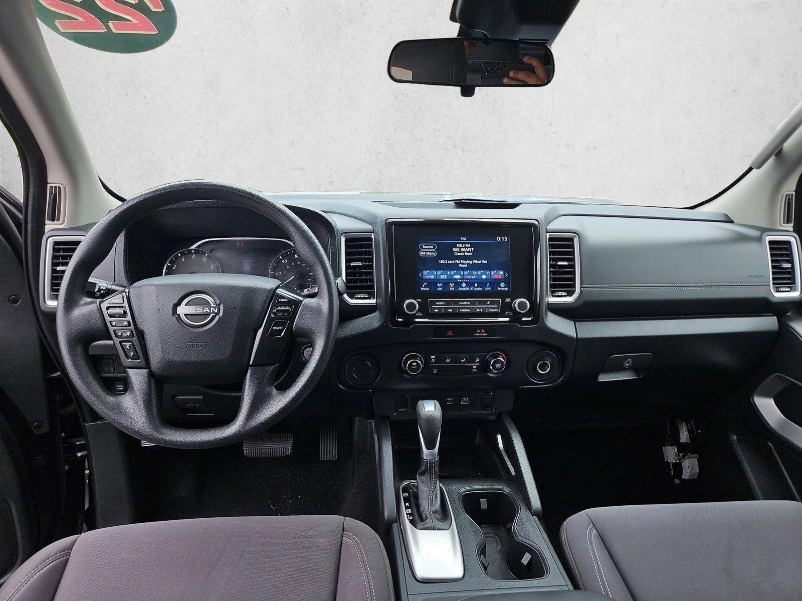 2022 Nissan Frontier Crew Cab SV 4x2