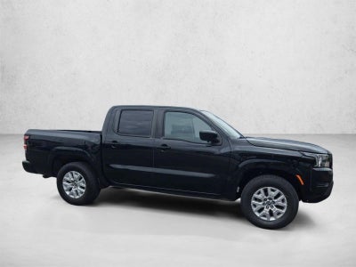 2022 Nissan Frontier Crew Cab SV 4x2